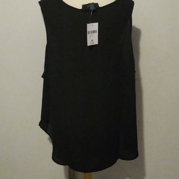 Top - Picture 2 of 2